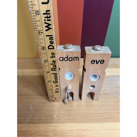 Vintage wooden salt and pepper shakers Adam and Eve funny novelty gift - Picture 2 of 5